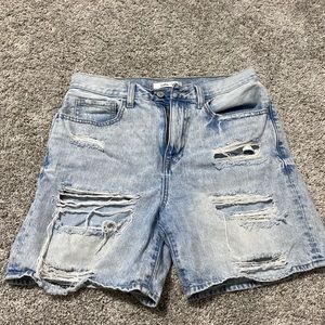 Willow and Root Jean Shorts. Size M
